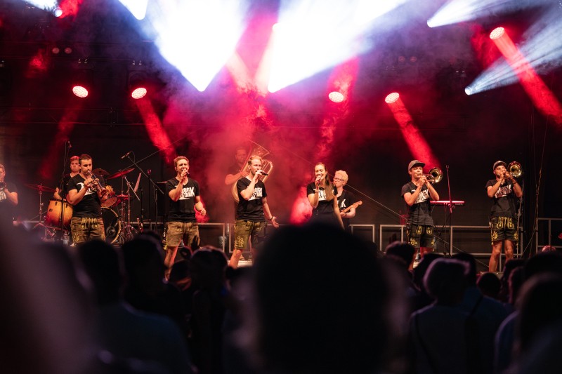 65A0098 Verbessert RR